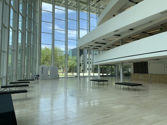 Enlarge photo 47