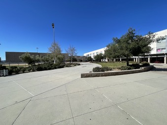 Enlarge photo 37