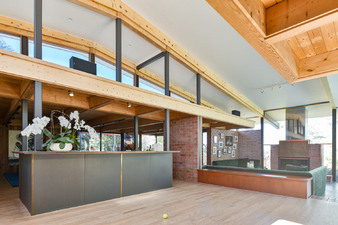 Enlarge photo 12