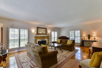 Enlarge photo 17