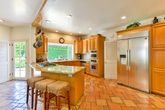 Enlarge photo 32