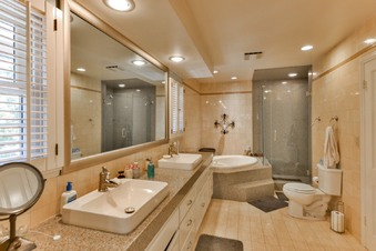 Enlarge photo 38