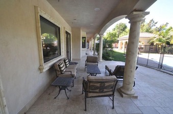 Enlarge photo 57