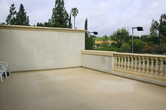 Enlarge photo 35