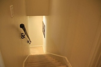 Enlarge photo 40