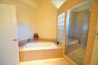 Enlarge photo 58