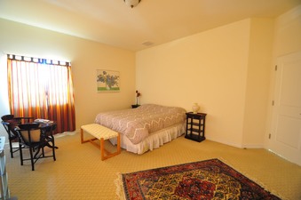 Enlarge photo 74