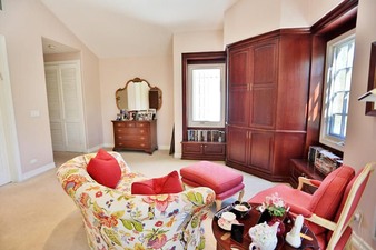 Enlarge photo 74