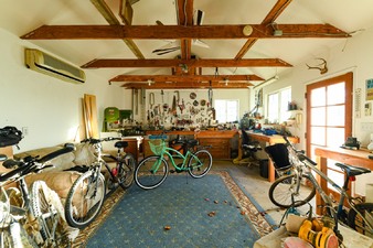 Enlarge photo 40