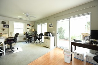 Enlarge photo 48