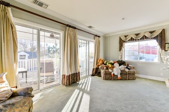 Enlarge photo 56