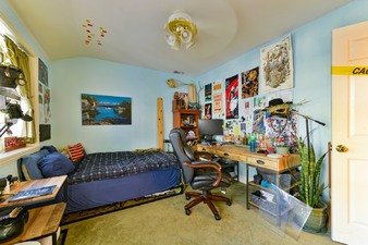 Enlarge photo 63
