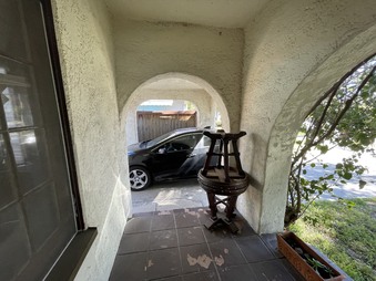 Enlarge photo 8