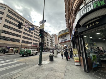Enlarge photo 5