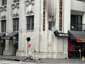 Enlarge photo 4