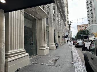 Enlarge photo 4