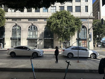 Enlarge photo 6