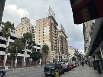 Enlarge photo 8