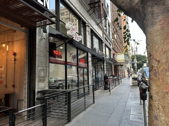 Enlarge photo 10