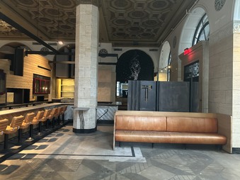 Enlarge photo 4