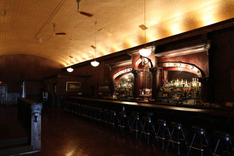 Monty Bar