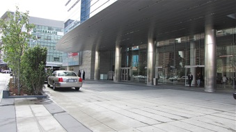 Enlarge photo 2