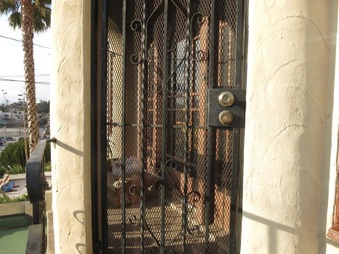 Enlarge photo 24