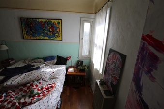 Enlarge photo 136