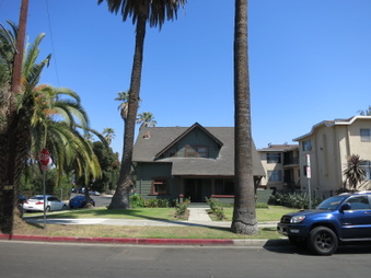 2002 South La Salle Avenue