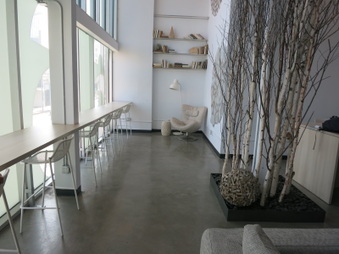 Enlarge photo 47