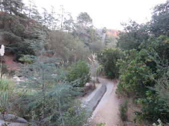 Enlarge photo 19