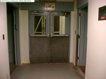 Enlarge photo 21
