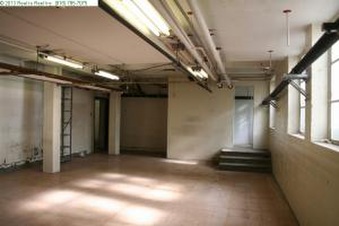 Enlarge photo 33