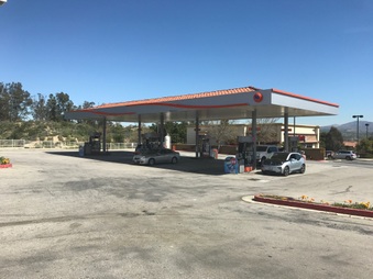 76 Lyons & 5 Freeway