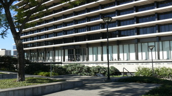 Enlarge photo 49