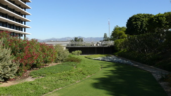 Enlarge photo 59