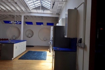 Enlarge photo 12