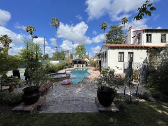 Enlarge photo 34
