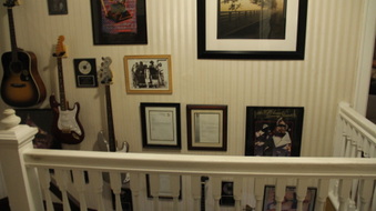 Enlarge photo 54