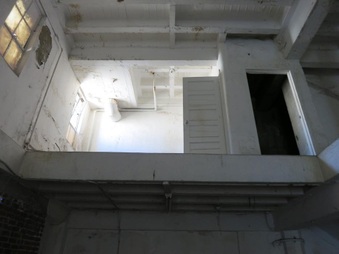 Enlarge photo 40