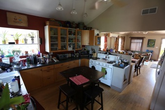Enlarge photo 13