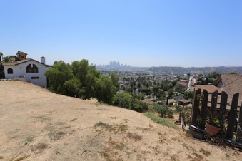 Enlarge photo 19