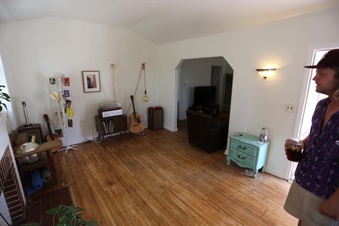 Enlarge photo 16