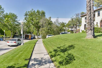 Enlarge photo 3