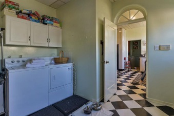 Enlarge photo 32