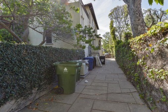 Enlarge photo 66