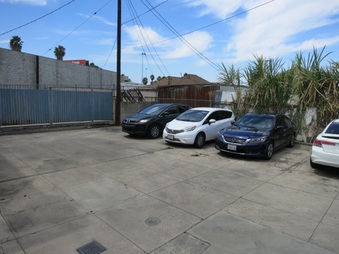 Enlarge photo 13