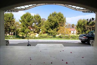 Enlarge photo 16