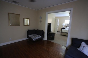 Enlarge photo 32