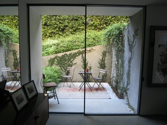 Enlarge photo 51